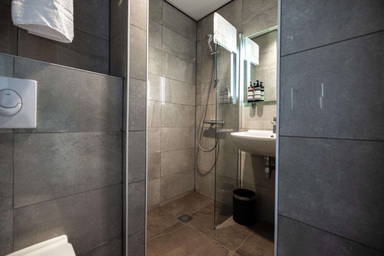 Double or Twin Room with Bathroom,1136212076:JPEG